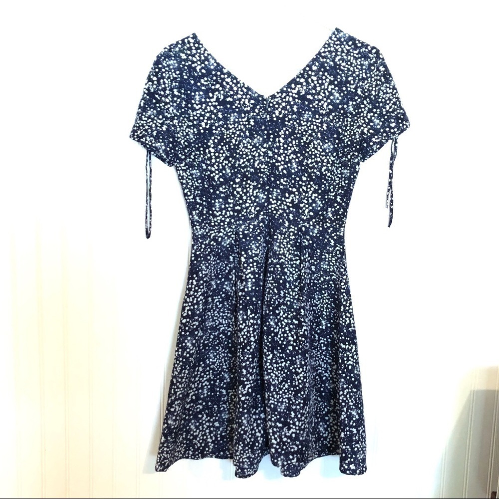 NWT OLIVE & OAK Navy Blue Dress - Picture 8 of 8